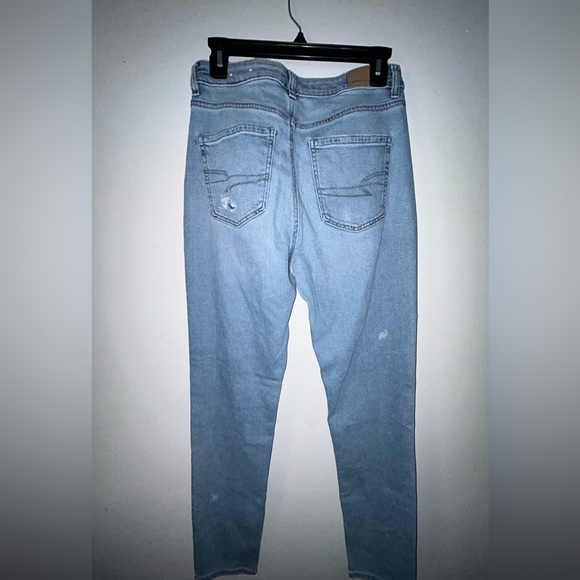 American Eagle Mom Jeans Womens Size 6 x-long Inseam Distressed Wash - Picture 6 of 10